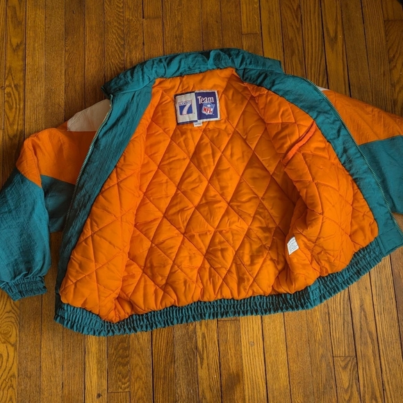 Vintage 90's Miami Dolphins Logo 7 Puffer Jacket - Picture 4 of 7